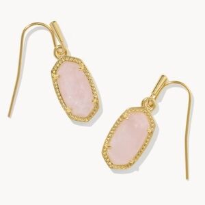 Kendra Scott Lee Gold Drop Earrings in Rose Quartz